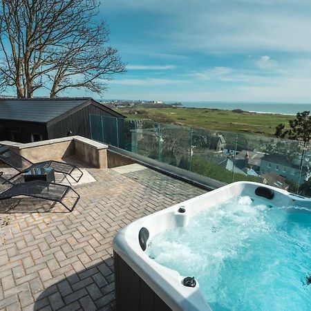 Priory Bay Escapes - Visum Apartment Tenby Bagian luar foto