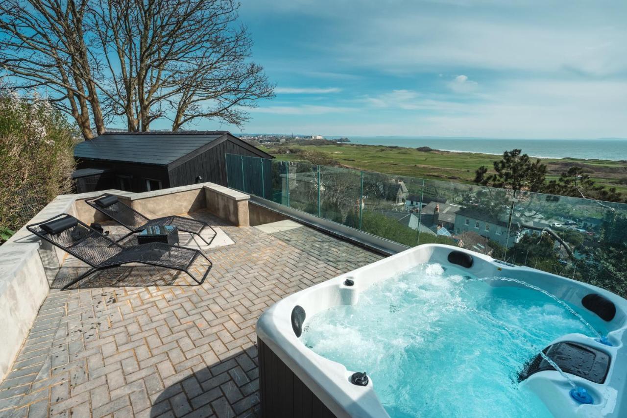 Priory Bay Escapes - Visum Apartment Tenby Bagian luar foto